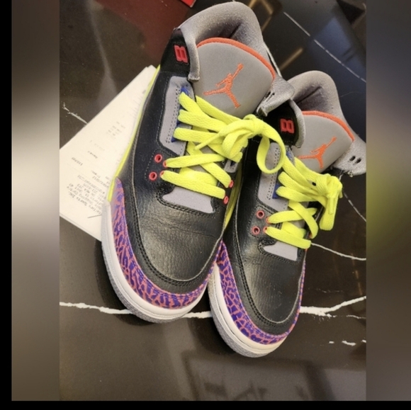 Authentic Jordan - Picture 8 of 8